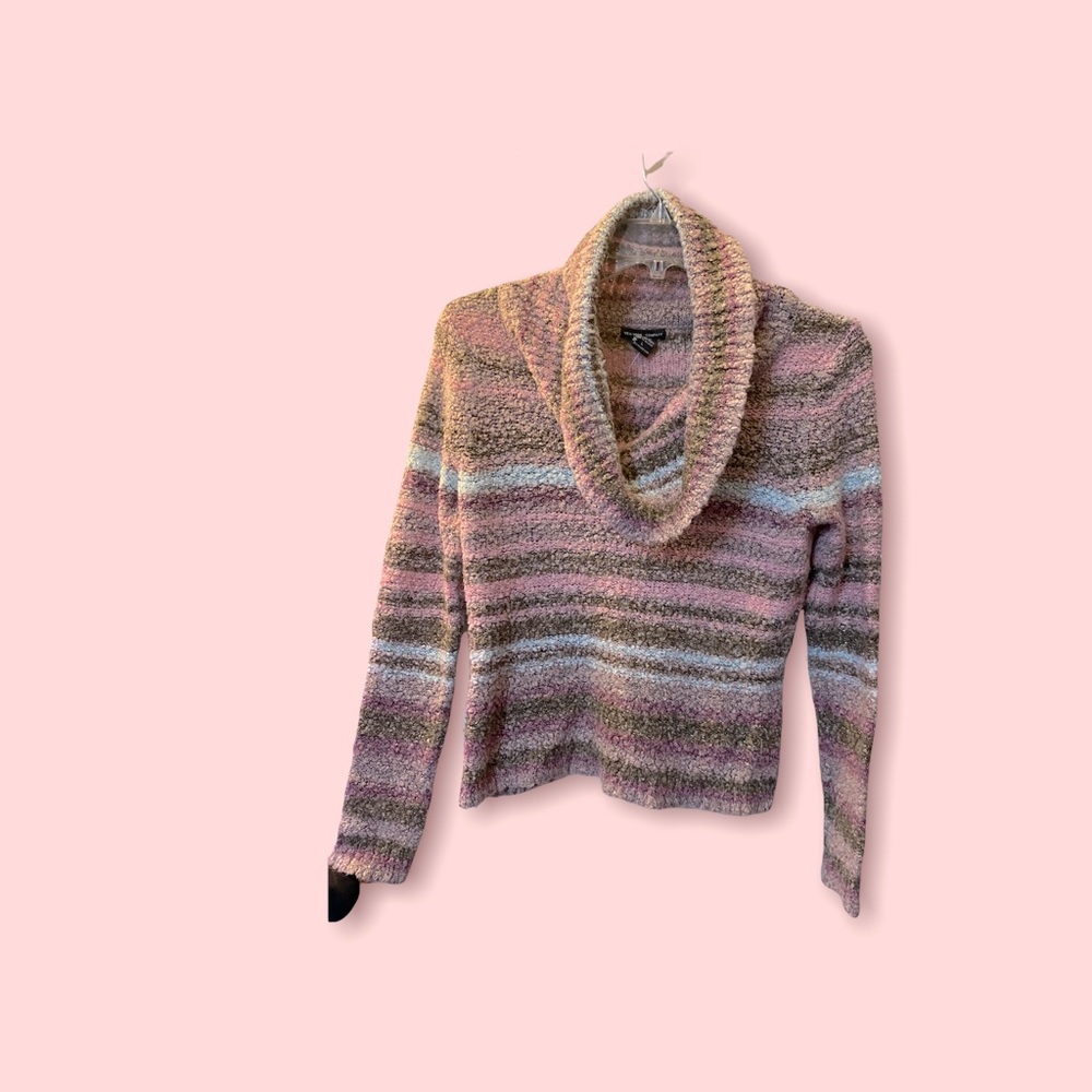 Very soft, comfy, warm and cute sweater.